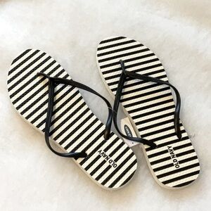 Patterned Flip-Flops